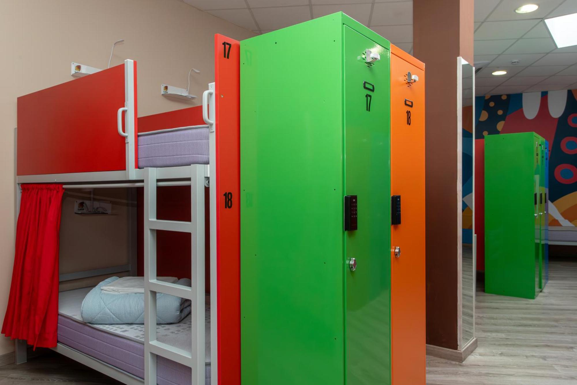 Albergue Hostel Llanes Eksteriør billede