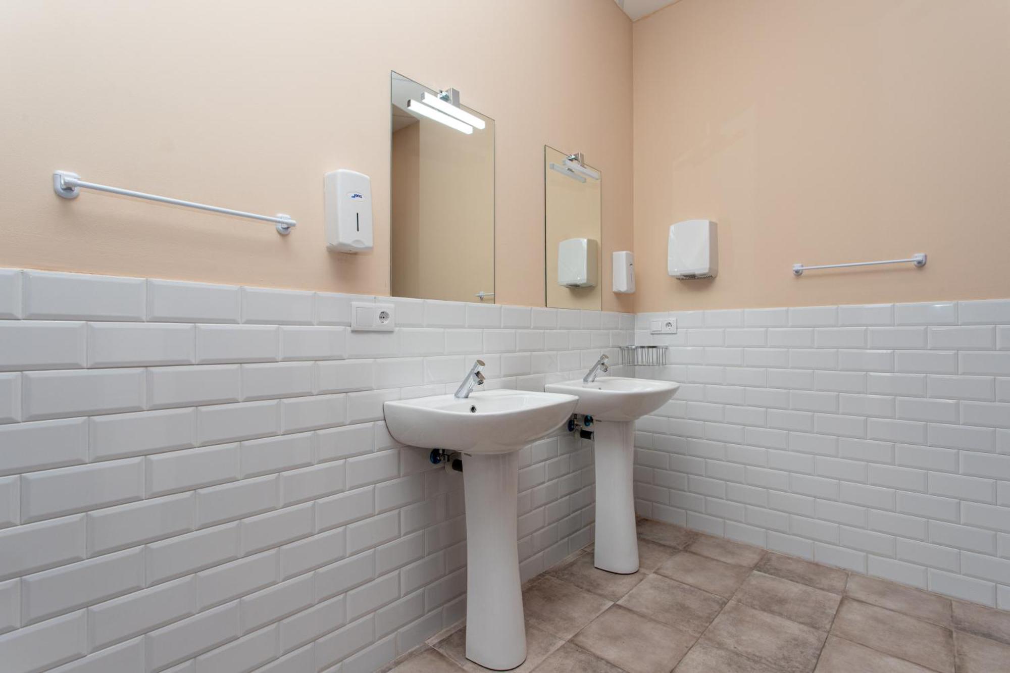 Albergue Hostel Llanes Eksteriør billede